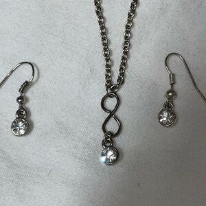 Vintage silver tone bright white bezel set crystal necklace dangle ear wires set